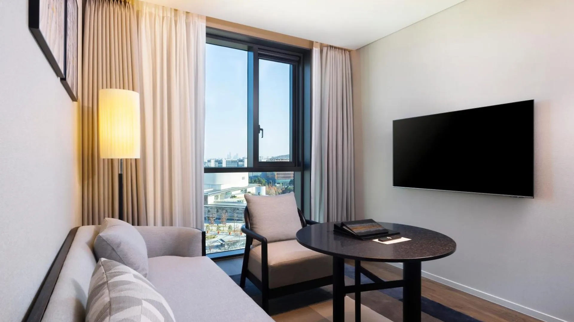 Mercure Ambassador Seoul Magok Hotel