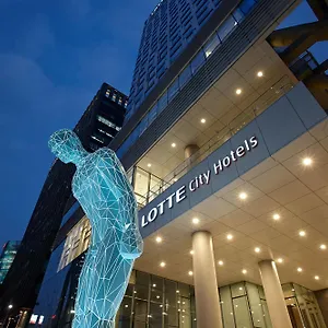 Lotte Myeongdong Seúl