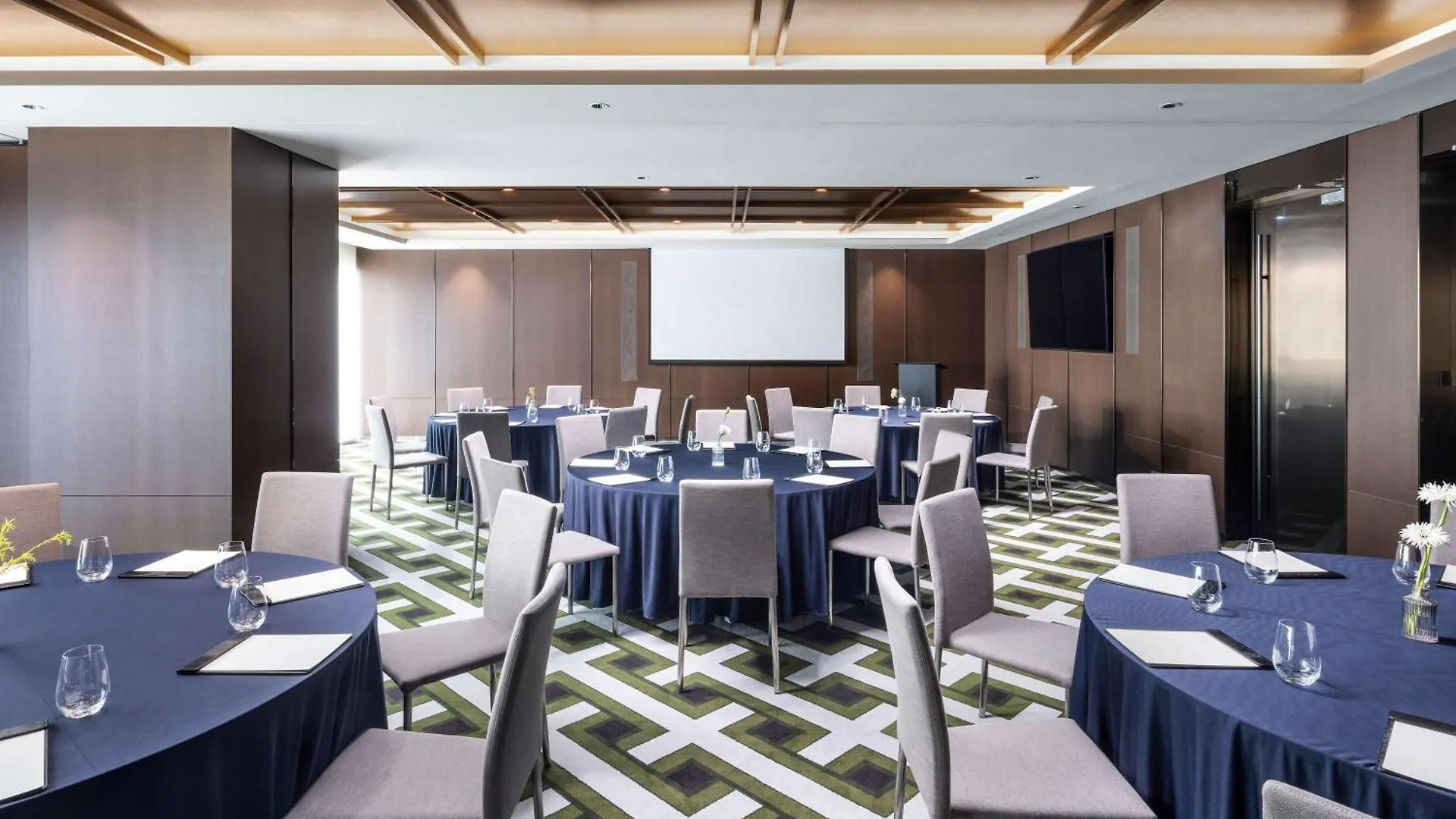 Mercure Ambassador Seoul Magok 호텔