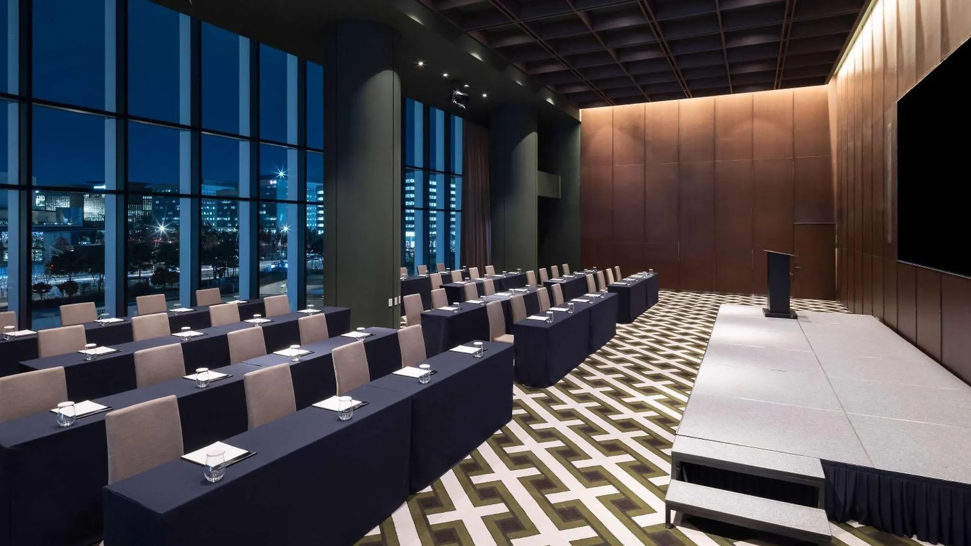 Mercure Ambassador Seoul Magok 4*,